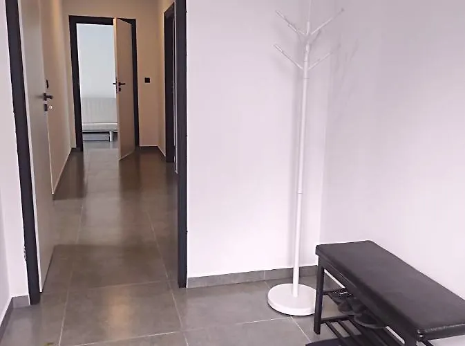 Sarnie Wzgorze Sucha Beskidzka Sauna Jacuzzi בקתה